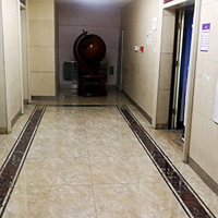 电梯走廊